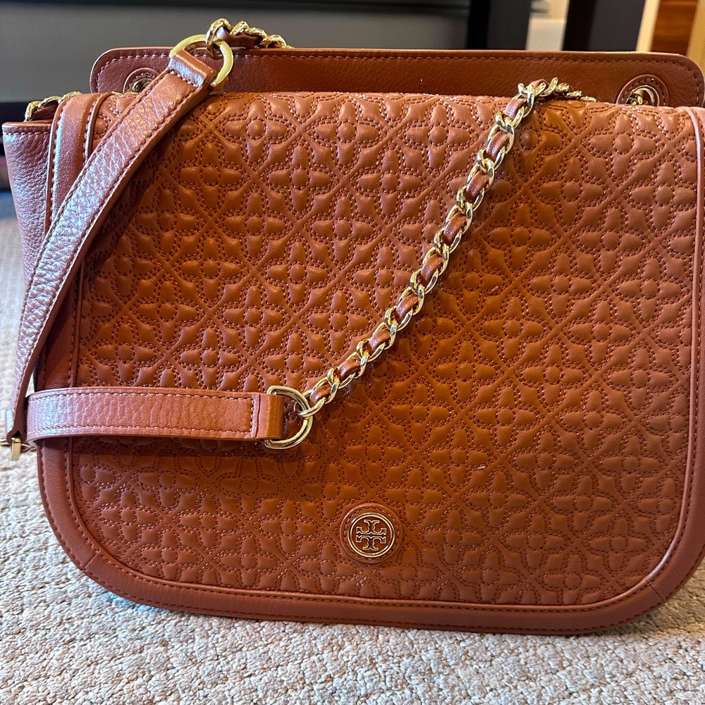 Tory Burch Bryant quilted shoulder bag in deep tan.
